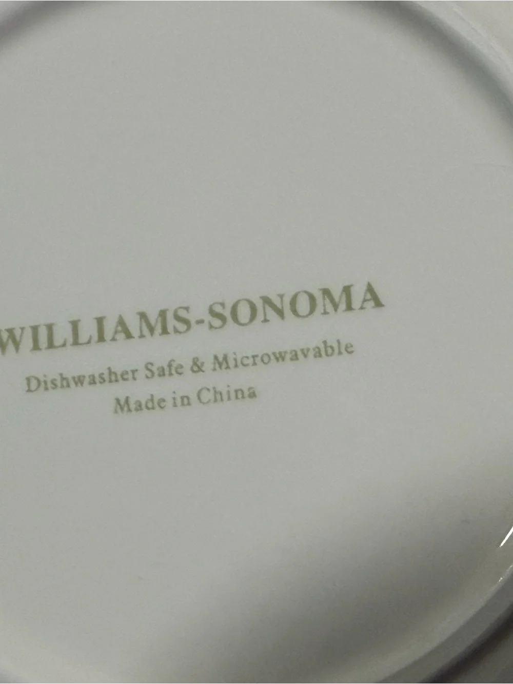 Williams Sonoma Cream Appetizer Plates Gift Box with six plates.